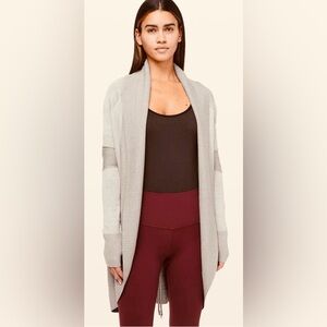 Lululemon Transformation Wrap cardigan sweater beige cream Heathered Vapor sz 4